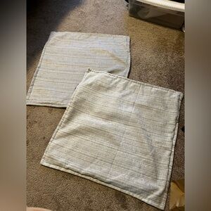 2 Dwell Studio 20x20 Pillow Covers Grey Textured